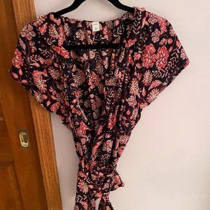 Old Navy Wrap Sleeveless Top